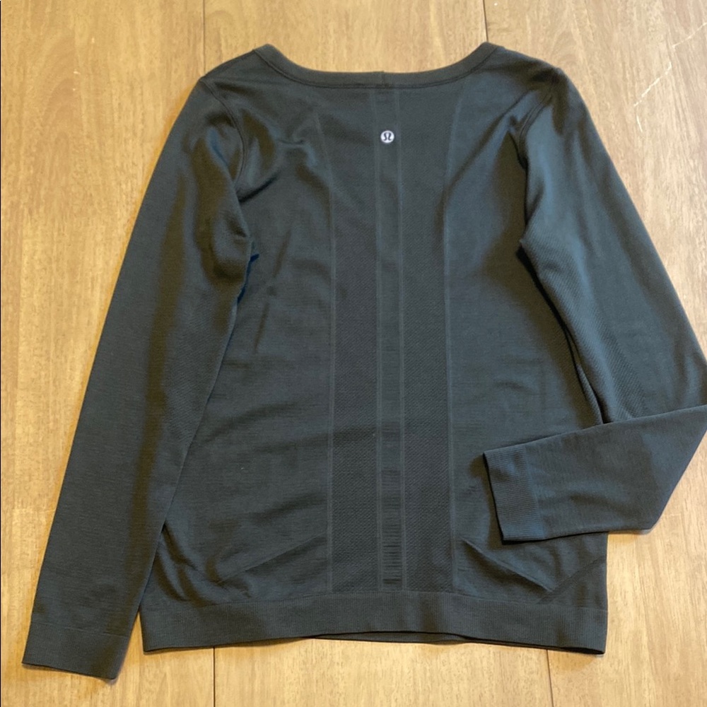 Women's green Long Sleeve Top